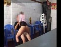 mulher bebada transando, gostosa fudendo no bar
