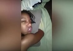 negra novinha fudendo dando cu